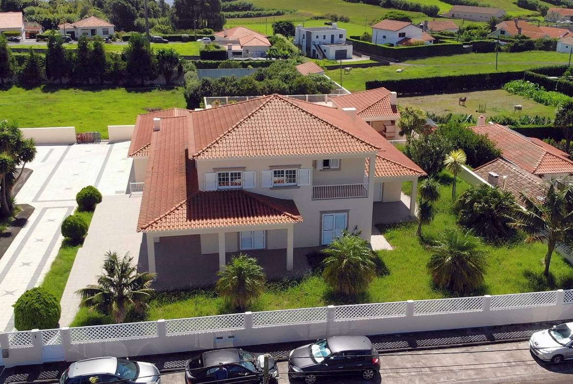 Luxury_Villa_sale_Faial