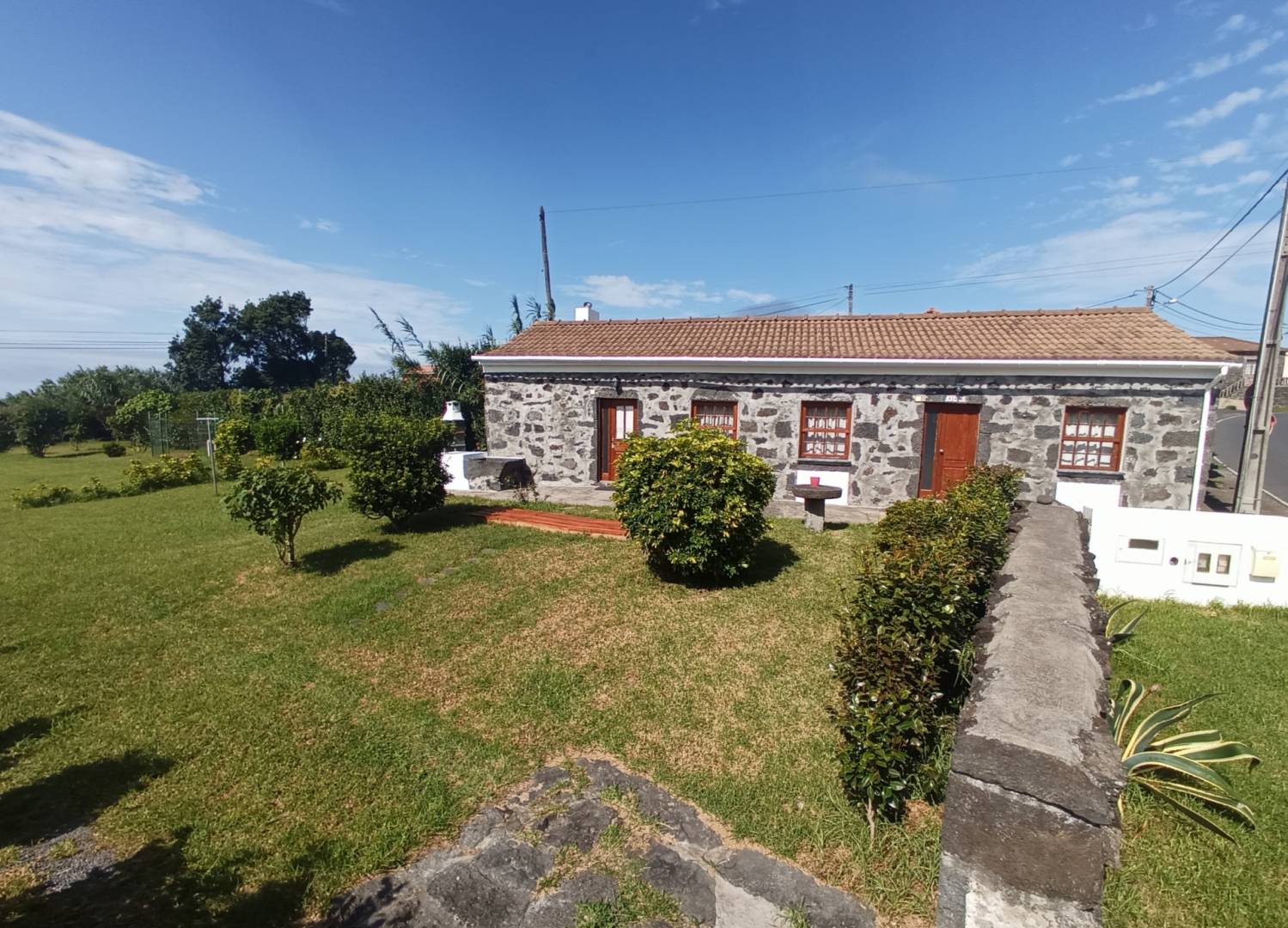 Stone house garden Faial