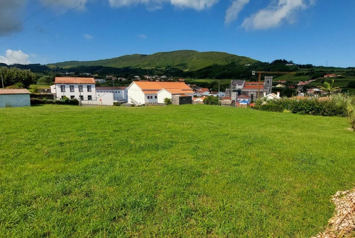 buildable plot house views