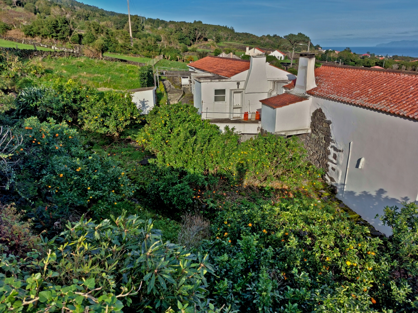 house land views island